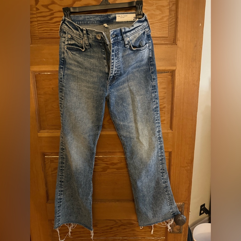 Rag & Bone jeans size 26. Great color with frayed ends